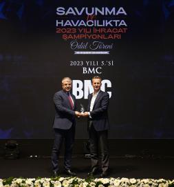 SAVUNMA VE HAVACILIK SANAYİİNDE 2023 YILI İHRACAT ŞAMPİYONLARI ÖDÜL TÖRENİ GERÇEKLEŞTİRİLDİ